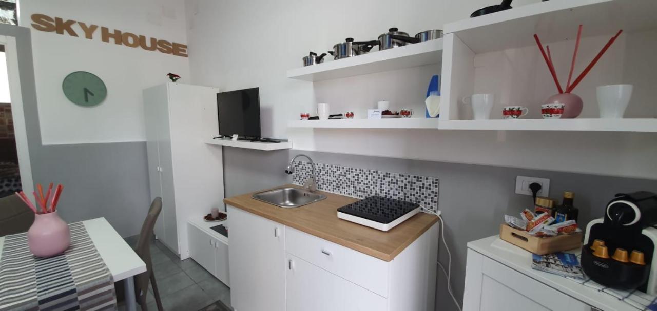 Sky House Napoli Apartment Екстериор снимка